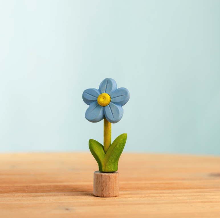 BumbuToys Figurine en bois pour couronne de célébration - myosotis4