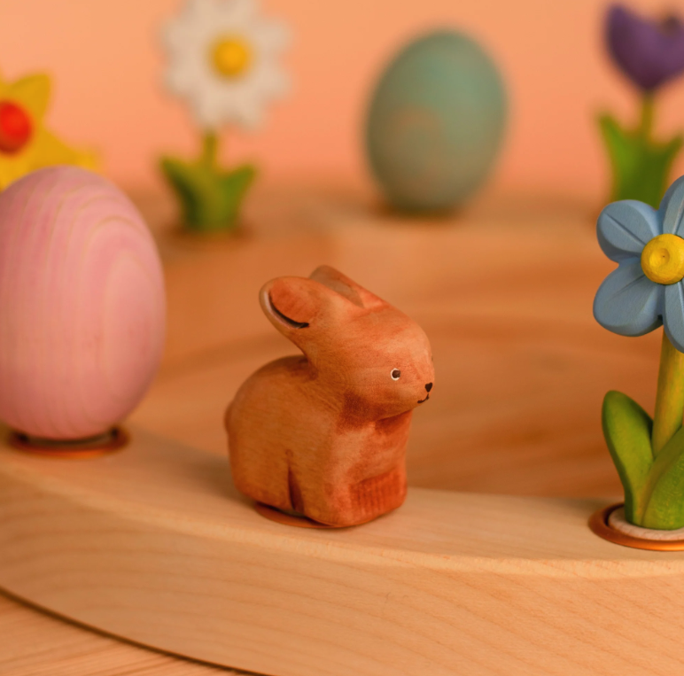 BumbuToys Figurine en bois pour couronne de célébration - lapin4