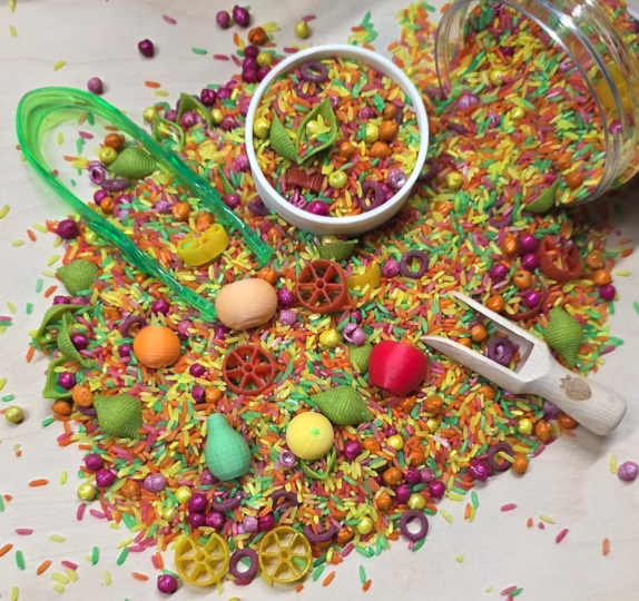 Pour and Play Mix Salade de Fruits Lot complet pour le jeu sensoriel - SensoryFun2