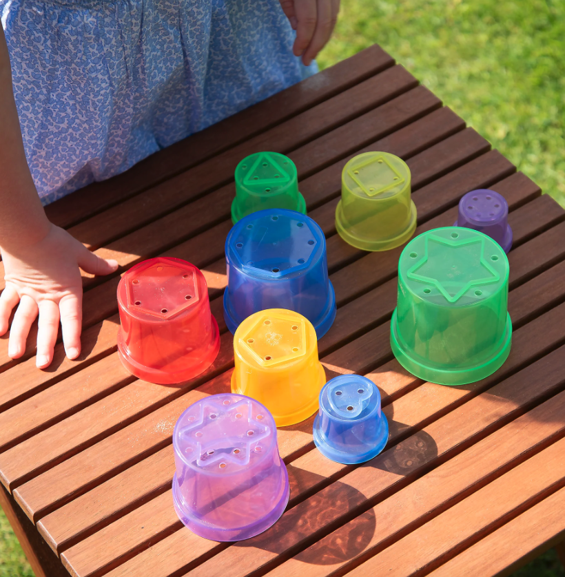 Tickit Gobelets à empiler pour le jeu sensoriel Eau et Sable - Lot de 9 10
