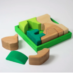 Jeu de construction puzzle écureuil vert Grimms1