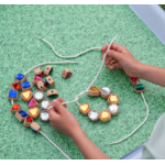 Tickit Perles à enfiler en formes différentes et avec pierres brillantes - Lot de 368