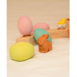 BumbuToys Figurine en bois pour couronne de célébration - Oeuf Rose2