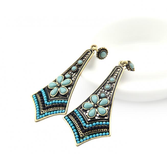 Boucles d\'oreilles pierres fleur boho bohème chic BO0691