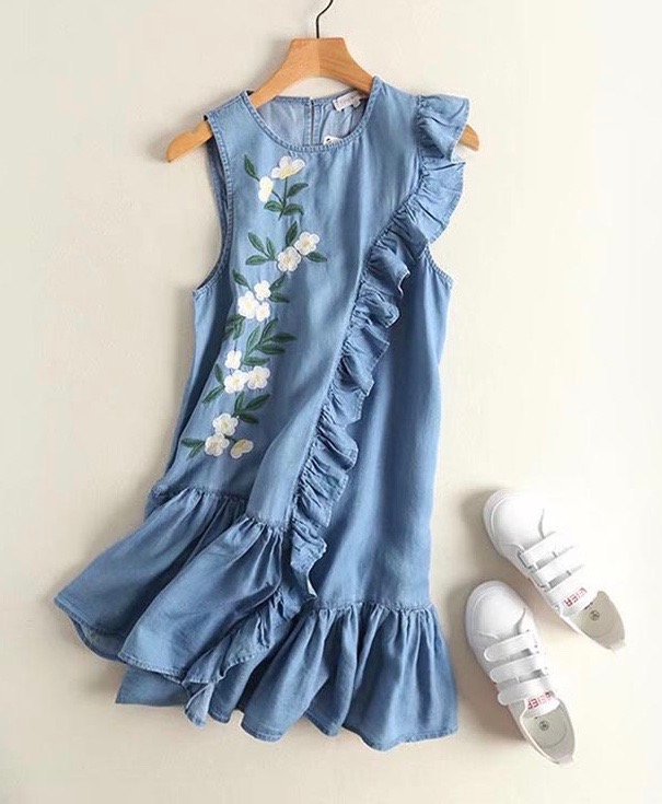 Robe jean courte brodée fleurs boho bohème chic DRESS1577