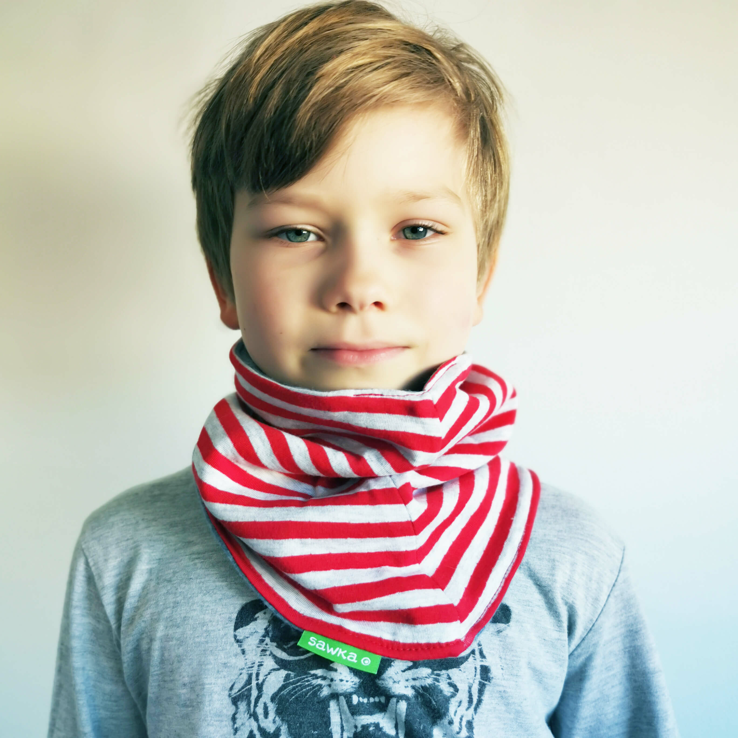 tour de cou enfant-flanele bleu et rayures rouge3_sawka