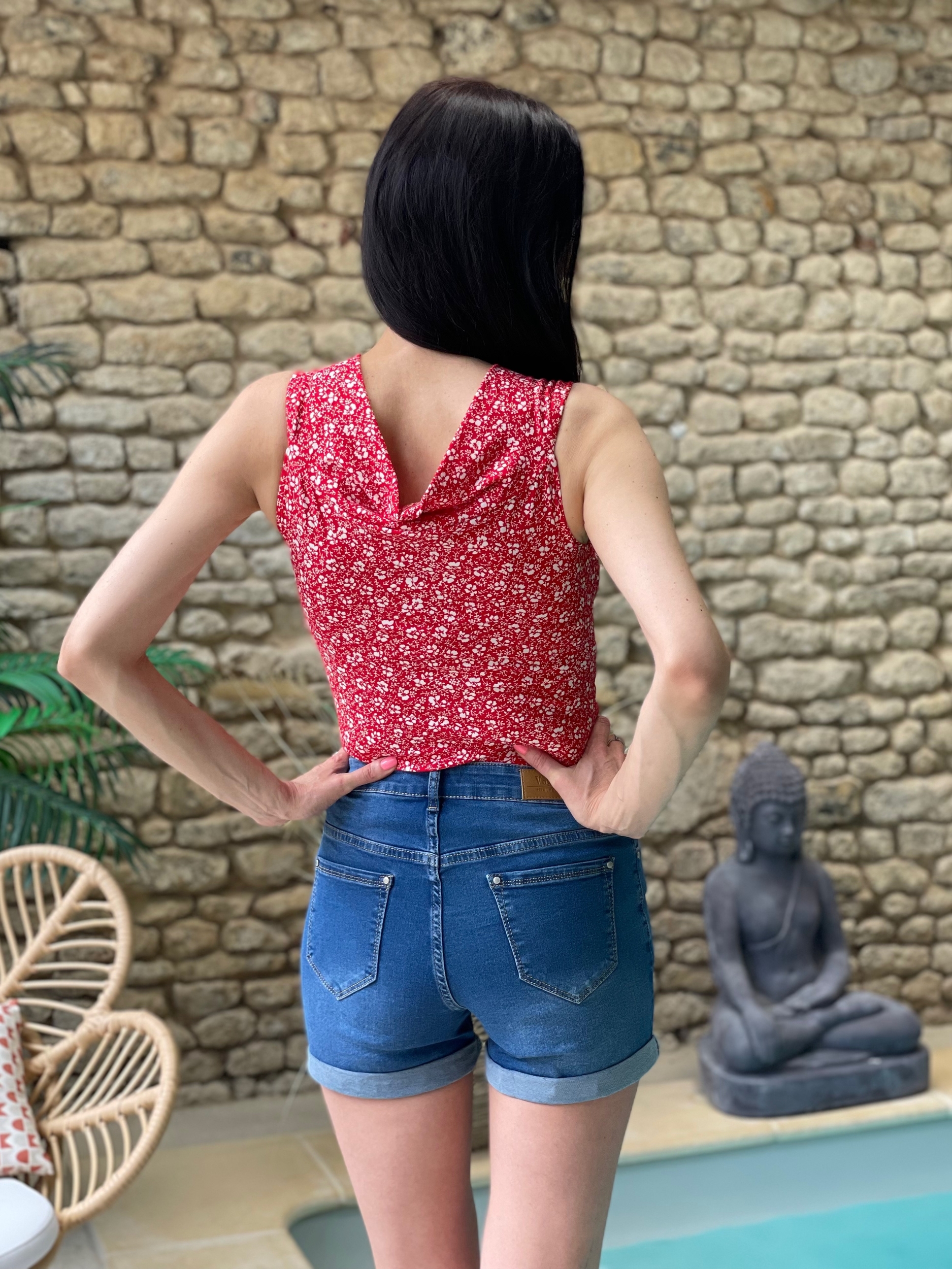 Facetune_22-06-2025-20-34-36
