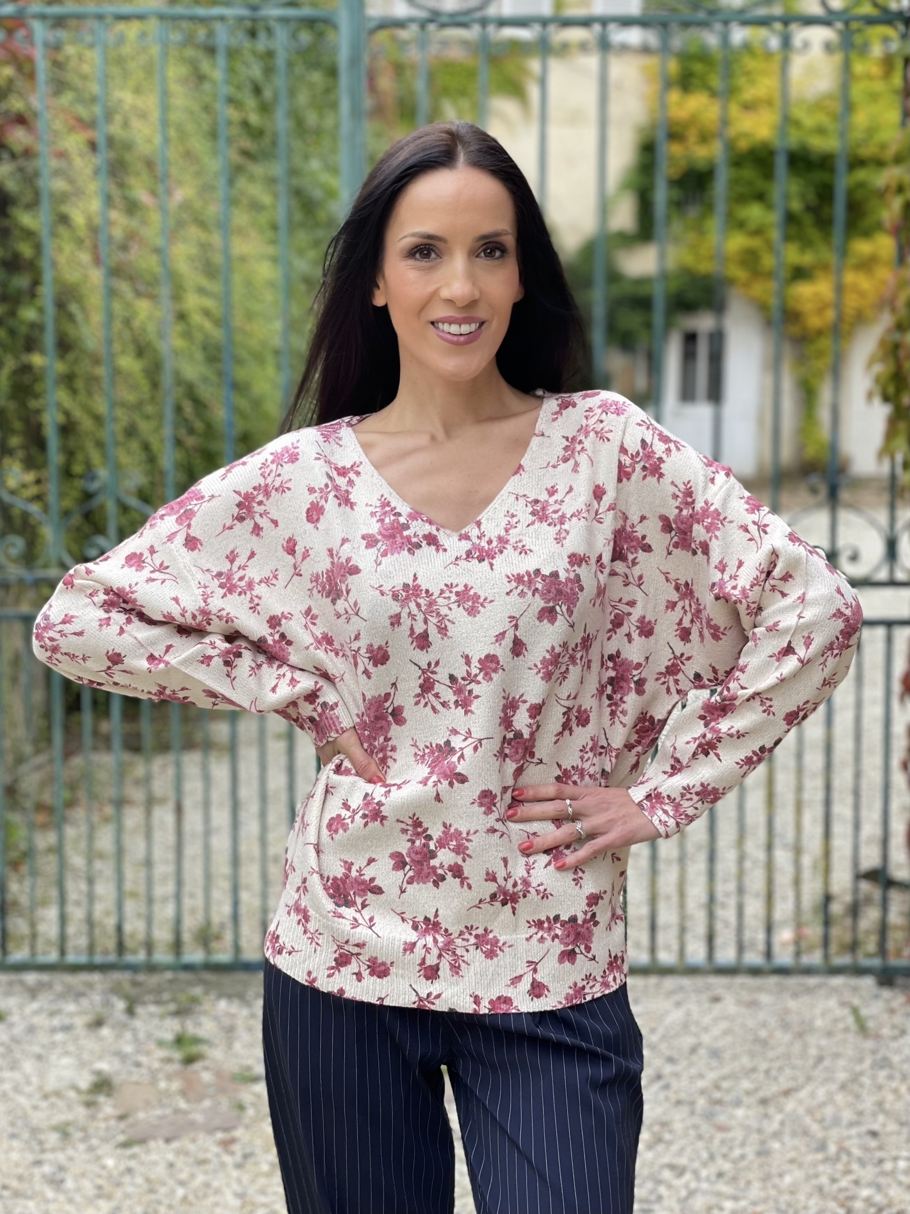 Pull en maille à imprimé fleuri NATHY coloris écru et rose
