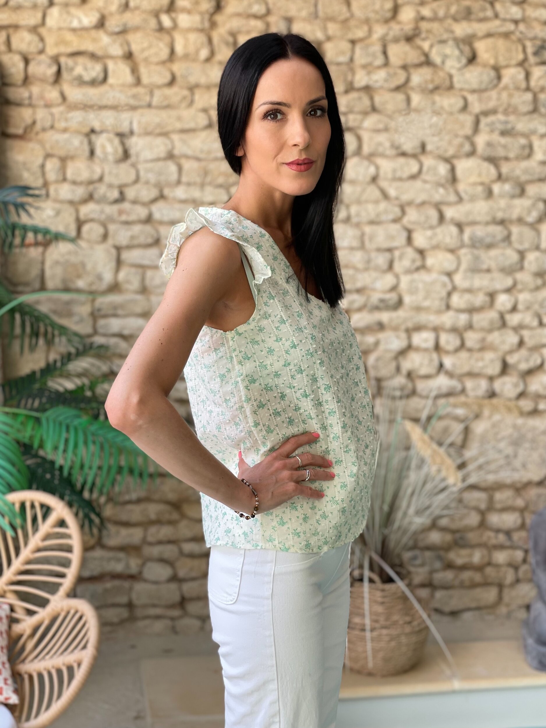 Facetune_23-06-2026-18-17-15