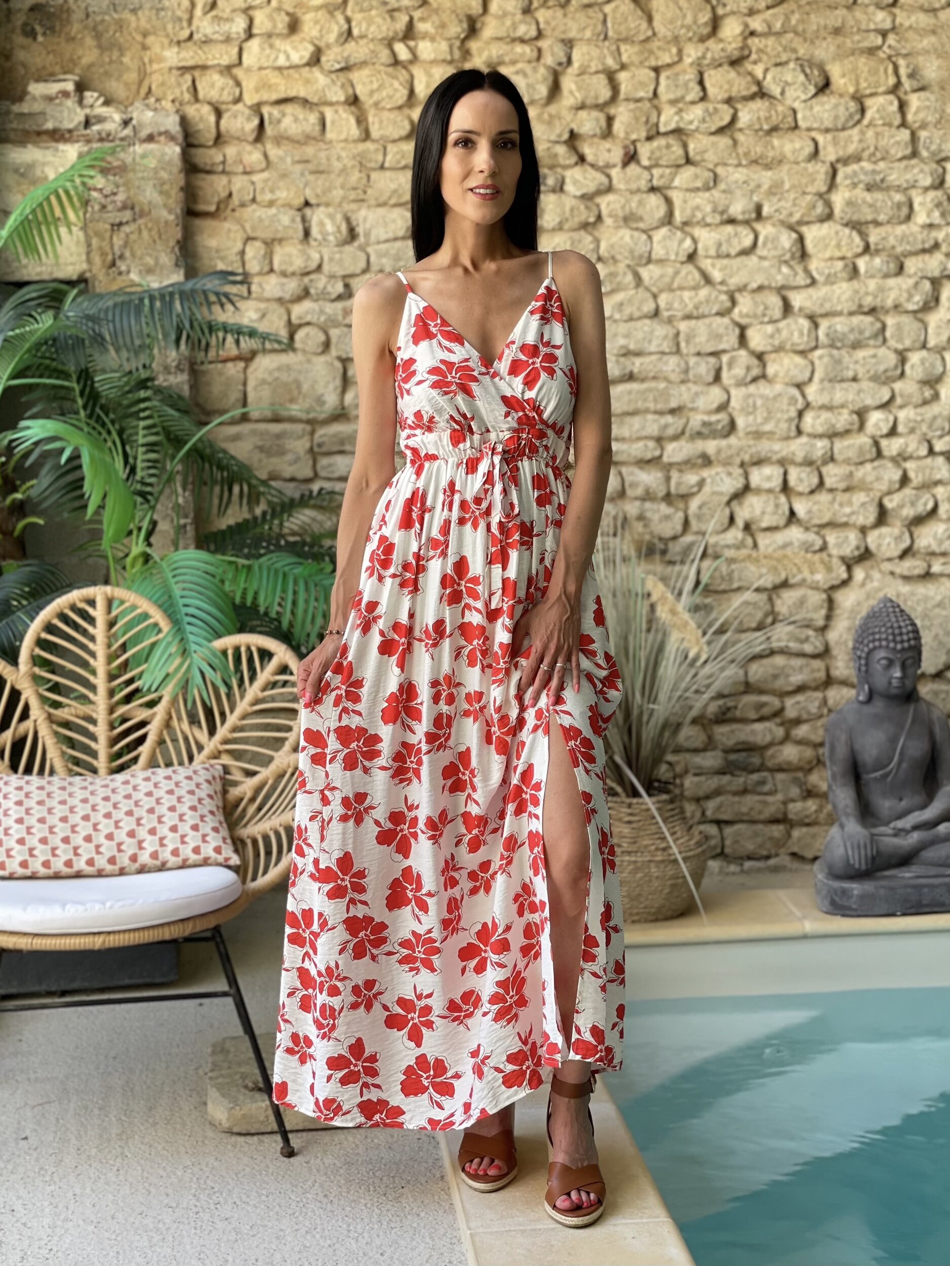 Robe longue à bretelles CAPRI imprimé floral rouge et blanc