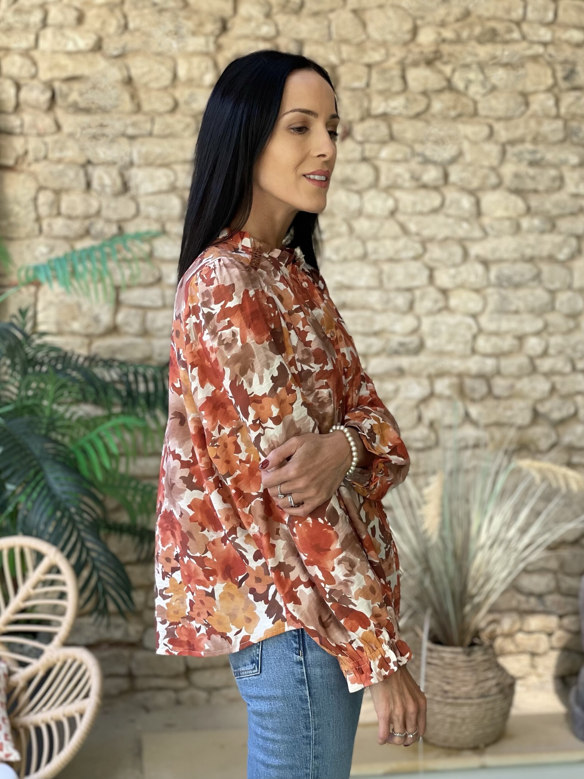 Facetune_25-08-2026-20-44-04