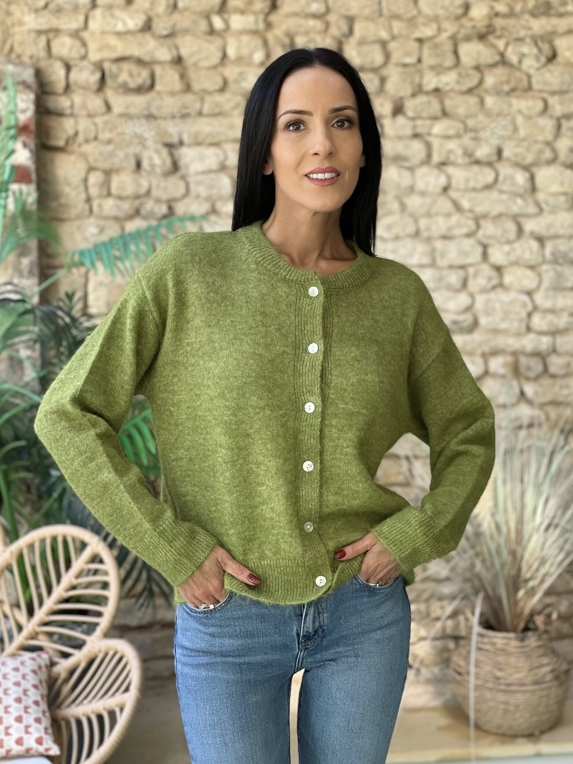 Gilet en maille SYLVA coloris vert olive