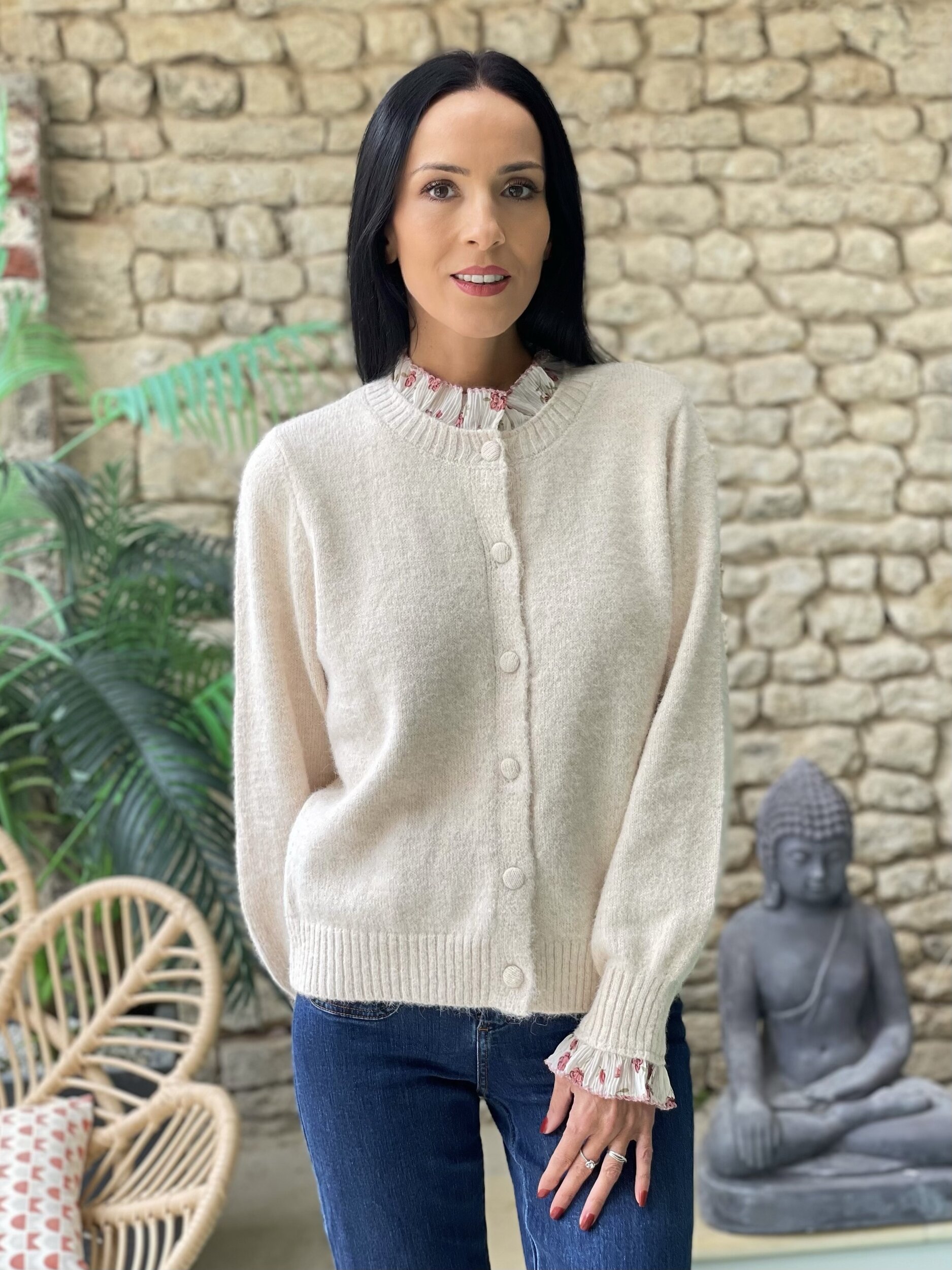 Facetune_06-09-2026-19-01-23