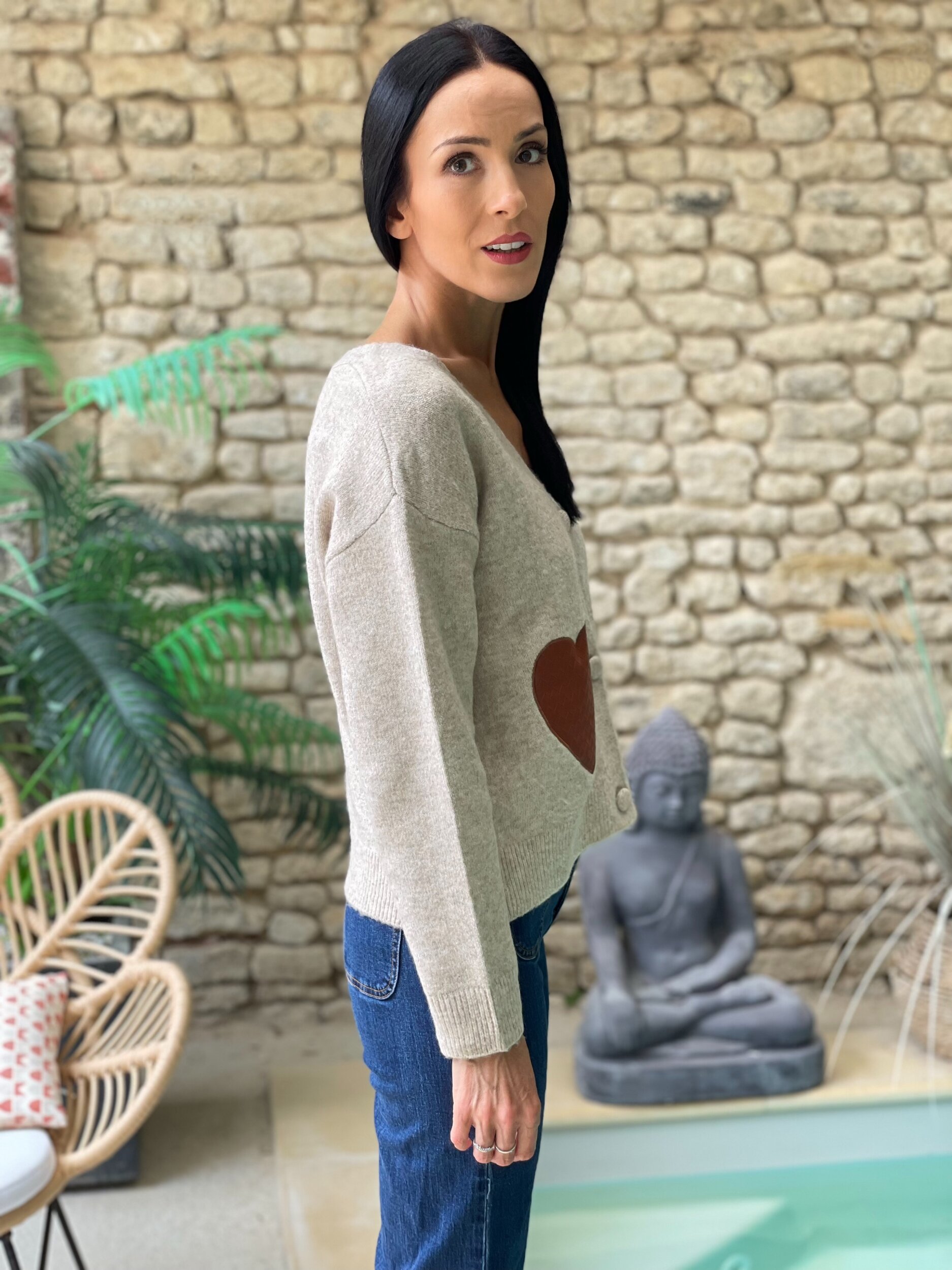 Facetune_06-09-2026-21-41-26