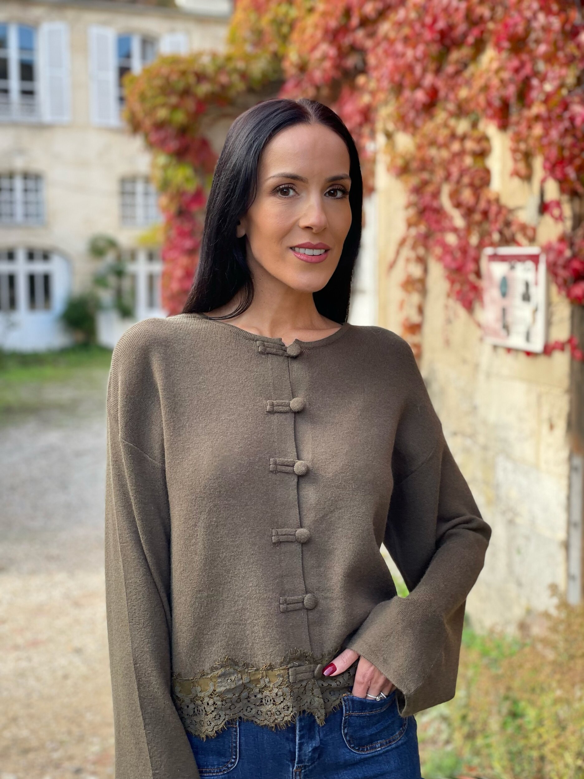 Facetune_18-10-2026-23-37-28