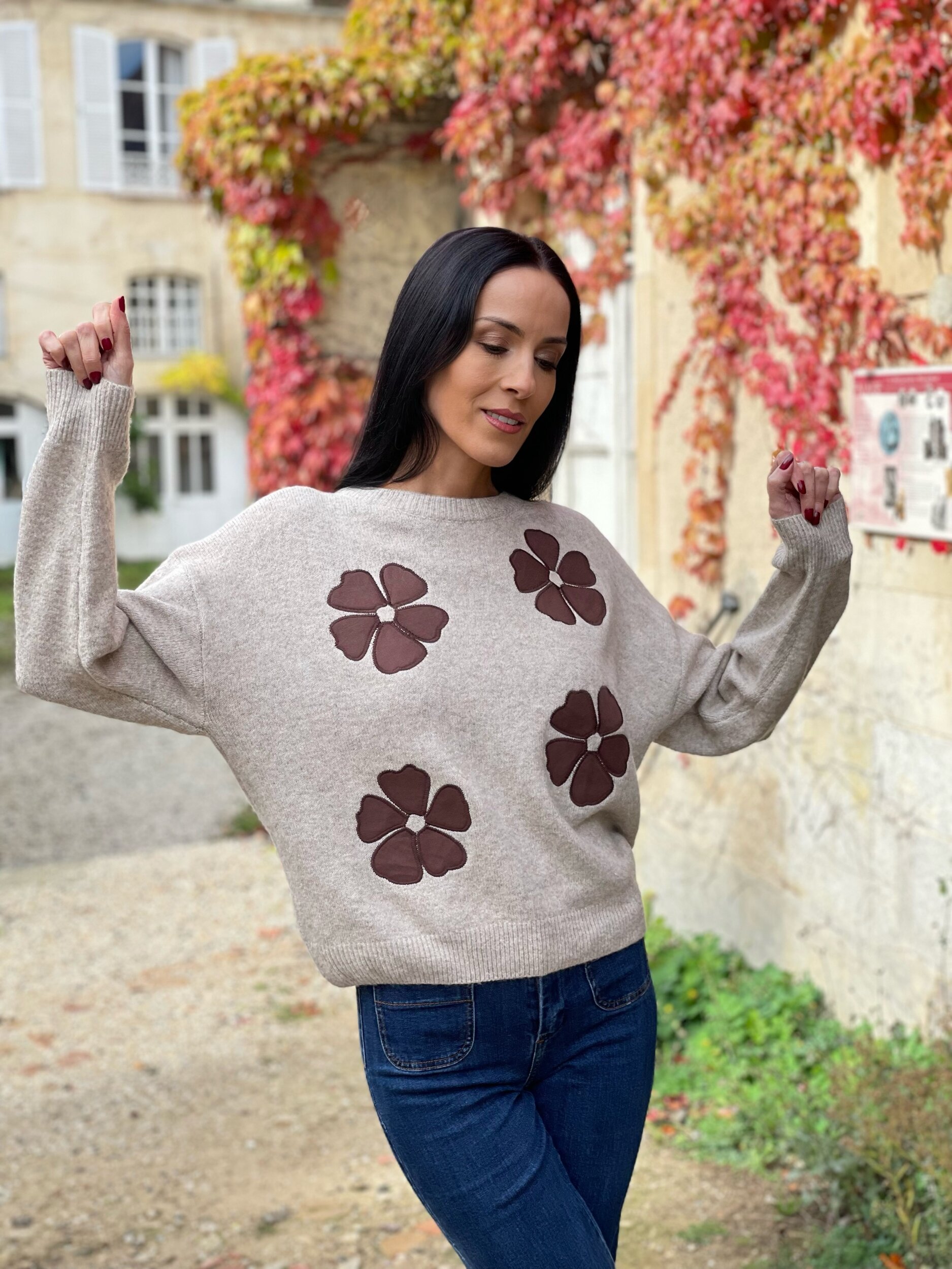 Facetune_19-10-2026-00-45-26