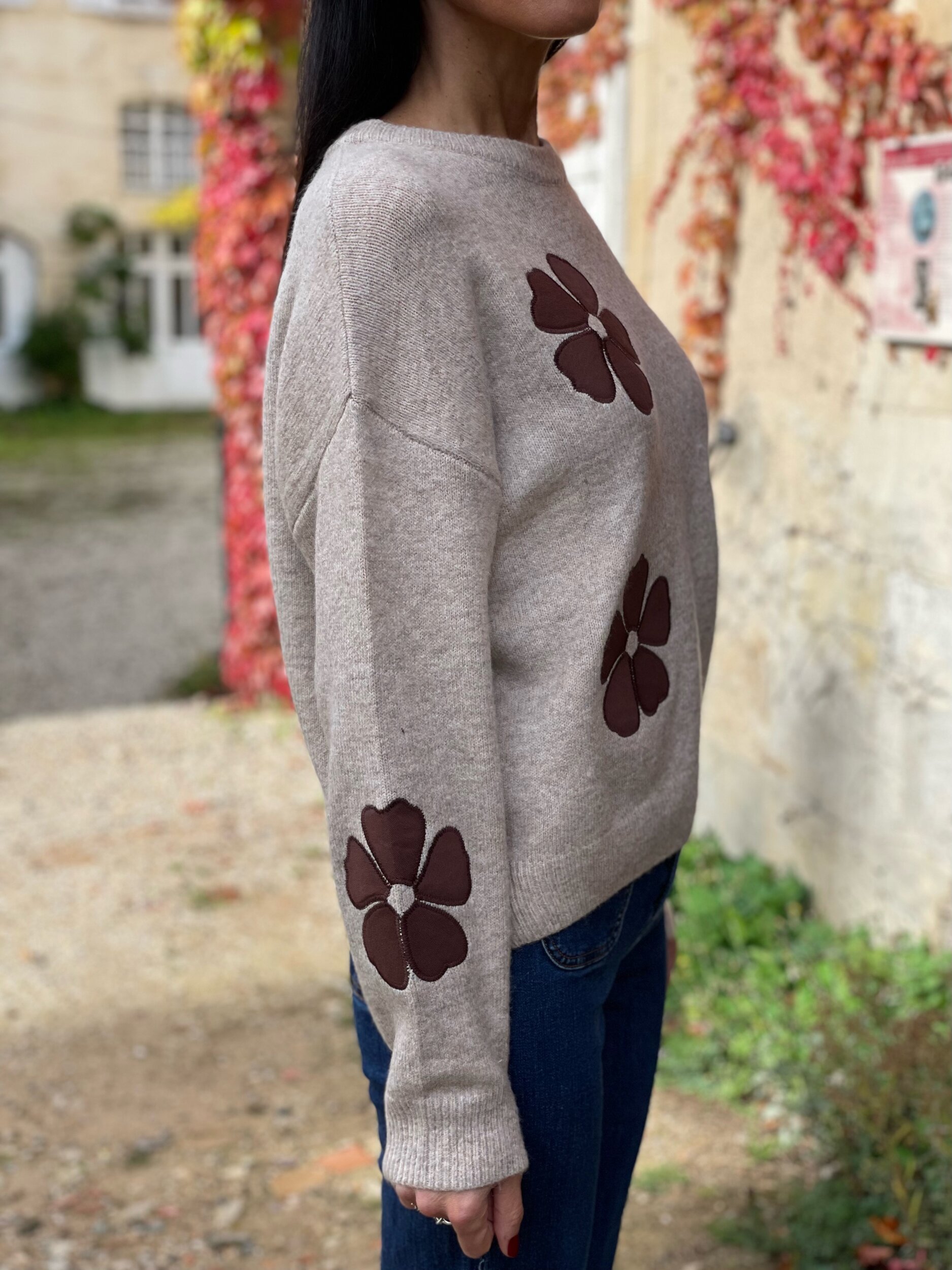 Facetune_19-10-2026-00-51-13