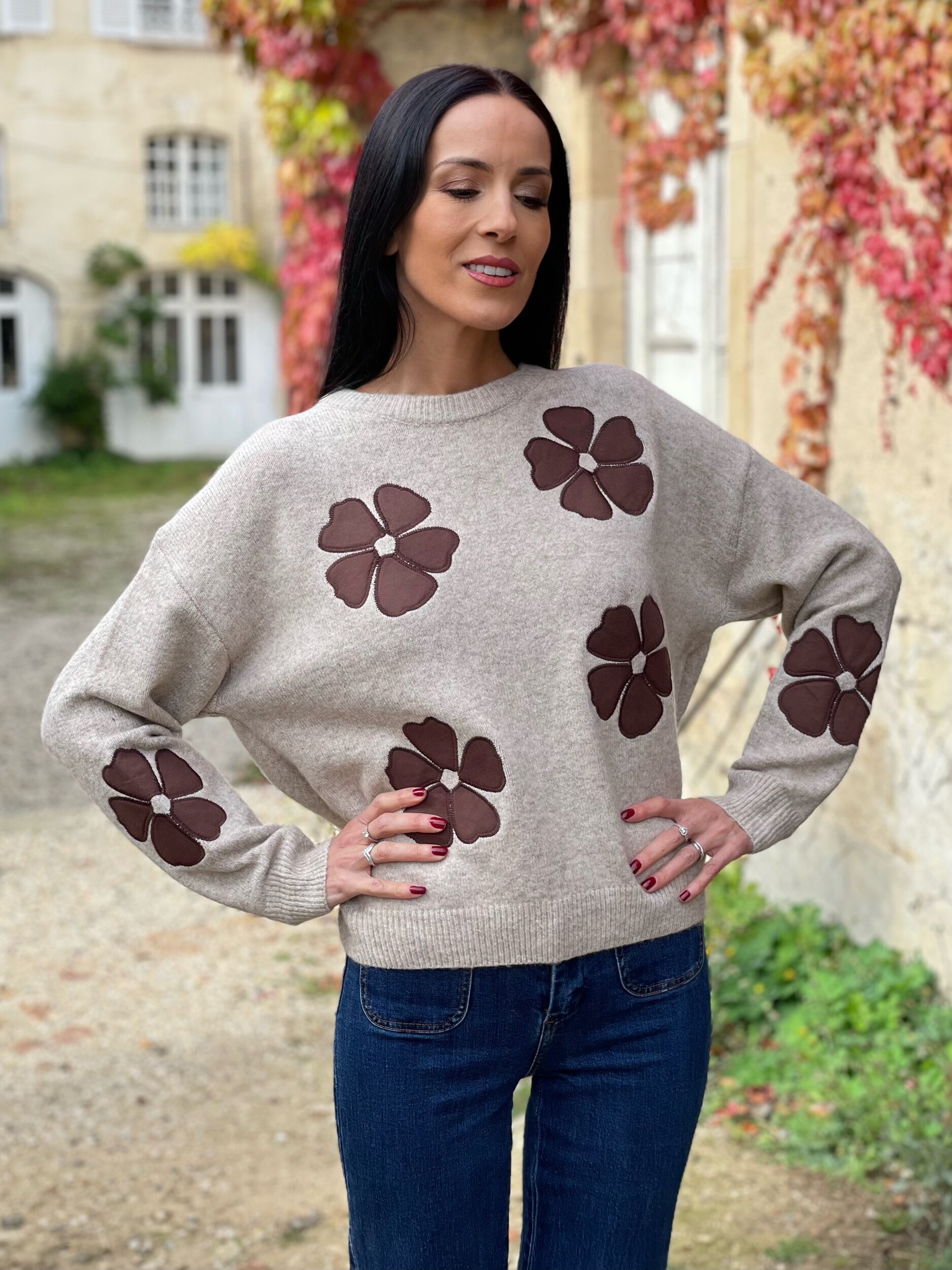 Facetune_19-10-2026-00-44-35