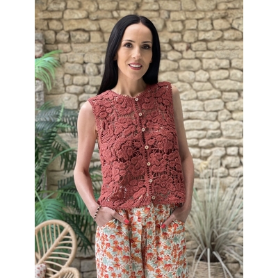 Facetune_07-06-2026-19-53-42
