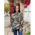 Facetune_13-10-2025-23-18-45