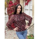 Facetune_15-10-2025-23-04-57