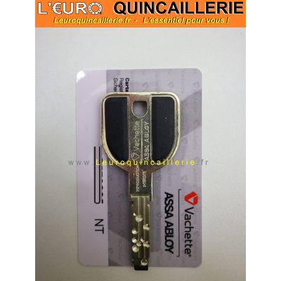 CLE VACHETTE AVEC CARTE DE PROPRIETE BREVETEE