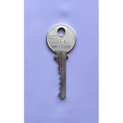 Clé F pass PTT F10 Pass-Trousseau