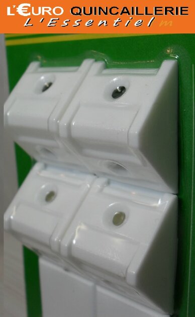 4 EQUERRES D'ASSEMBLAGE BLANC PLASTIQUE (2)
