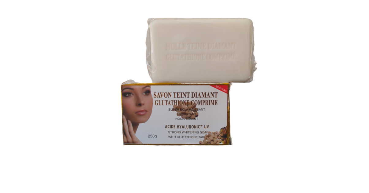 Lait Savon claircissant 500ml Gamme Glutathione Teint Diamant - Soin  claircissant Comprim/lait/savon, 500ml/250g, Neuf