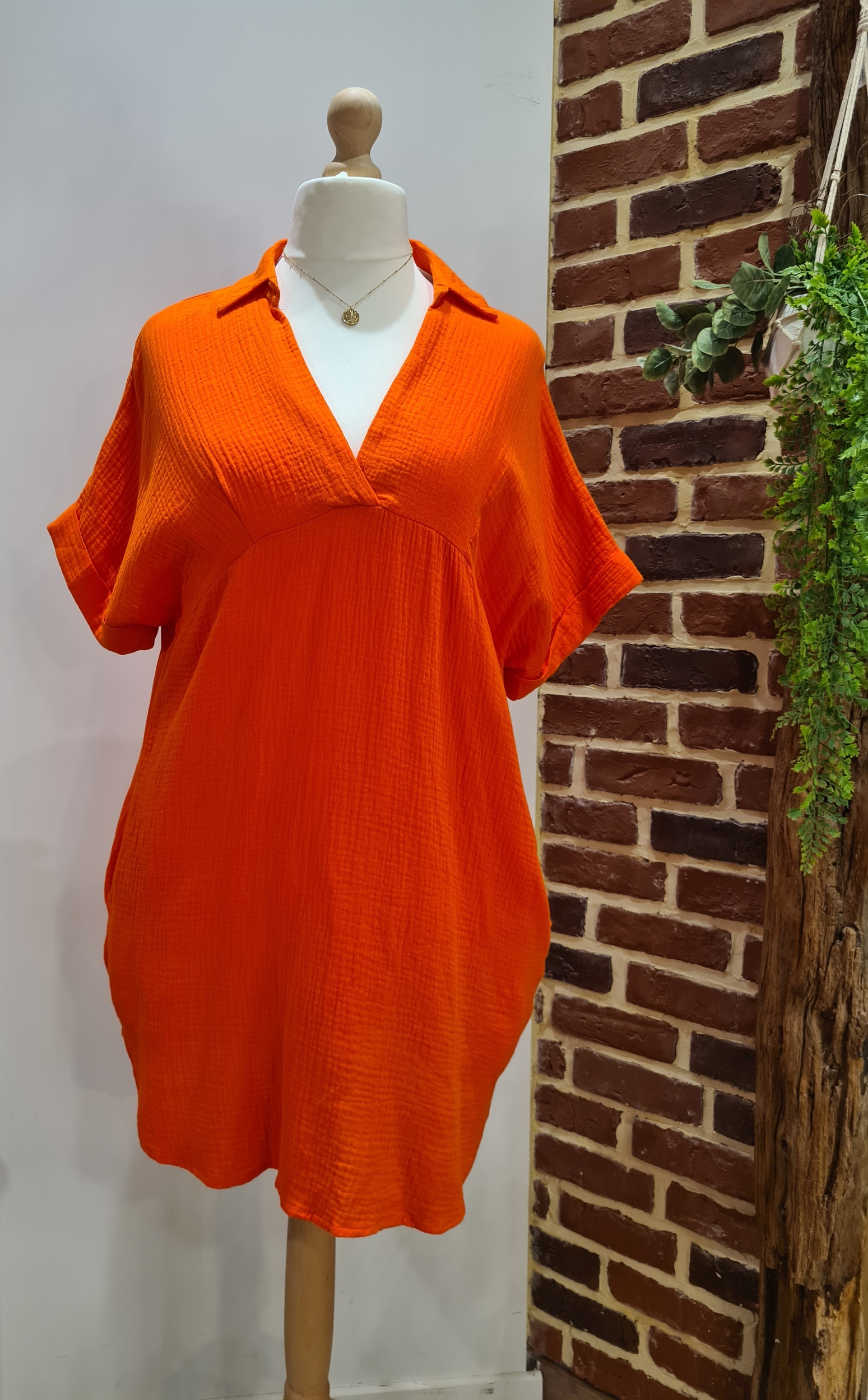 Robe Isabella