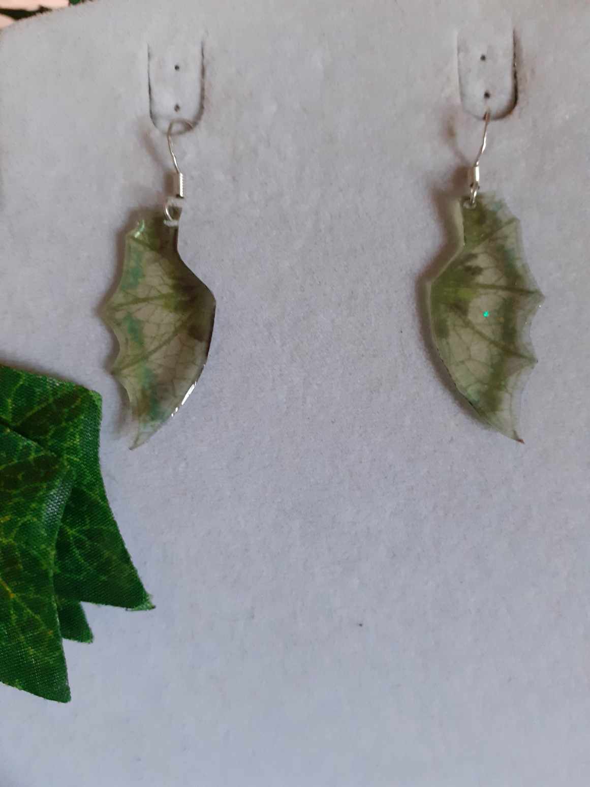 Boucles d\'Oreilles Ailes Draconiques en Argent de Féerie Création