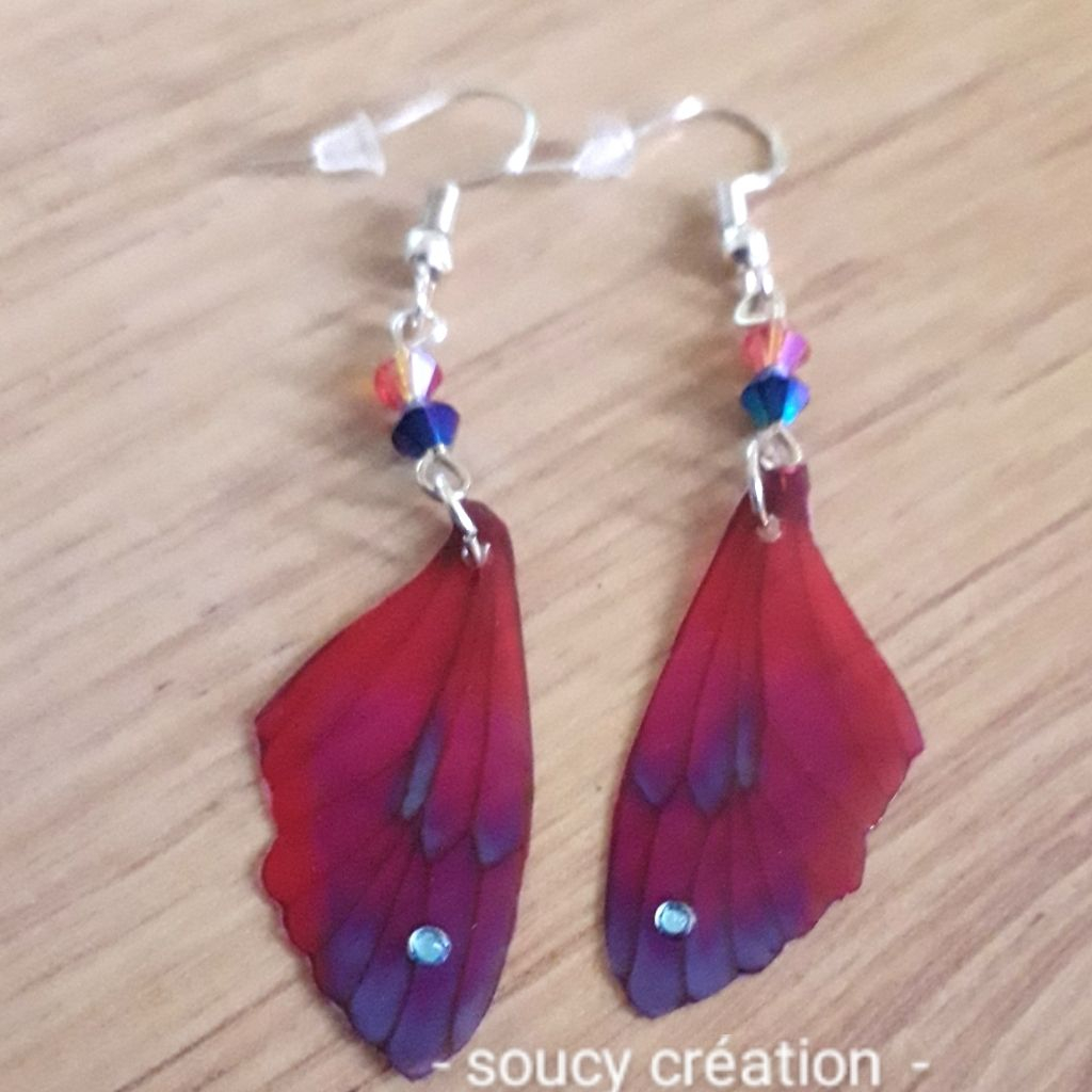 boucles ailes rouge violet soucy creation