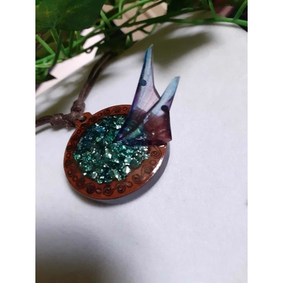 Collier bois cuir résine féerie création