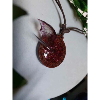Collier bois cuir résine féerie création