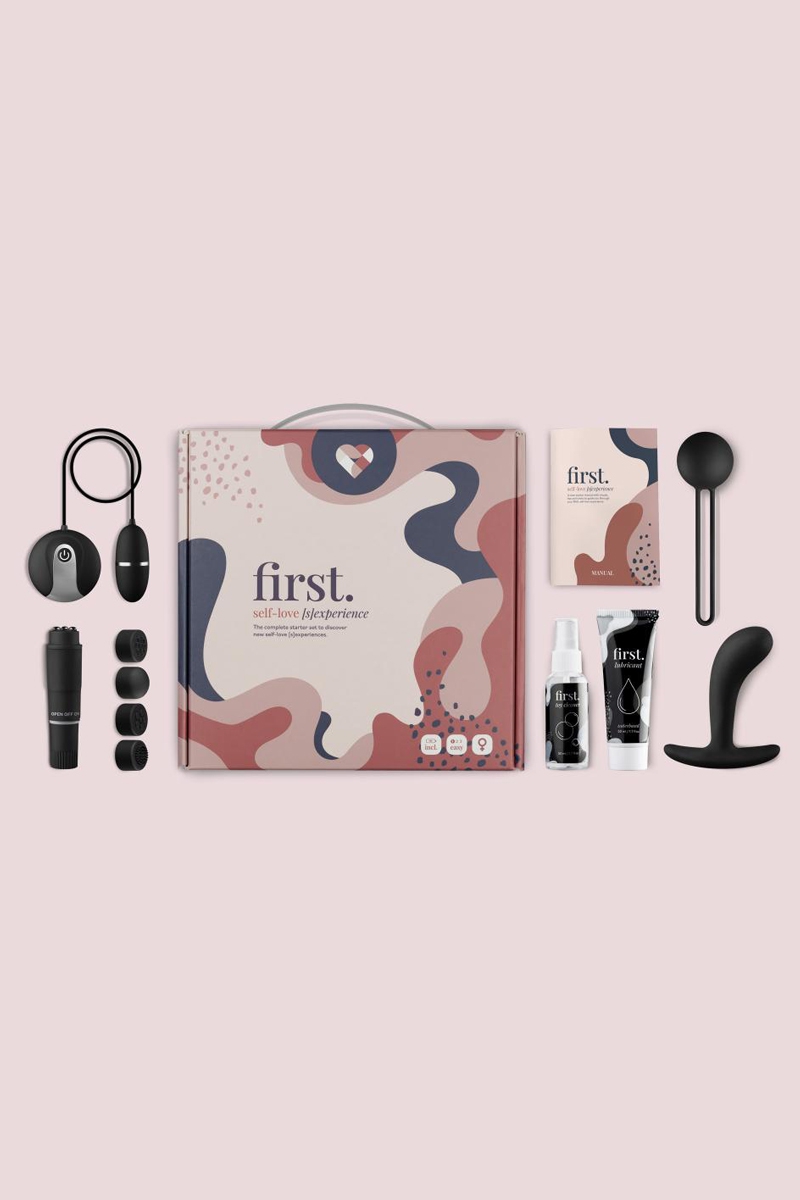 contenu-Coffret-plaisir-coquin-First-Self-Love-Experience-loveboxxx-coffret-initiation-sextoys-femmes-débutantes-ooh-my-god