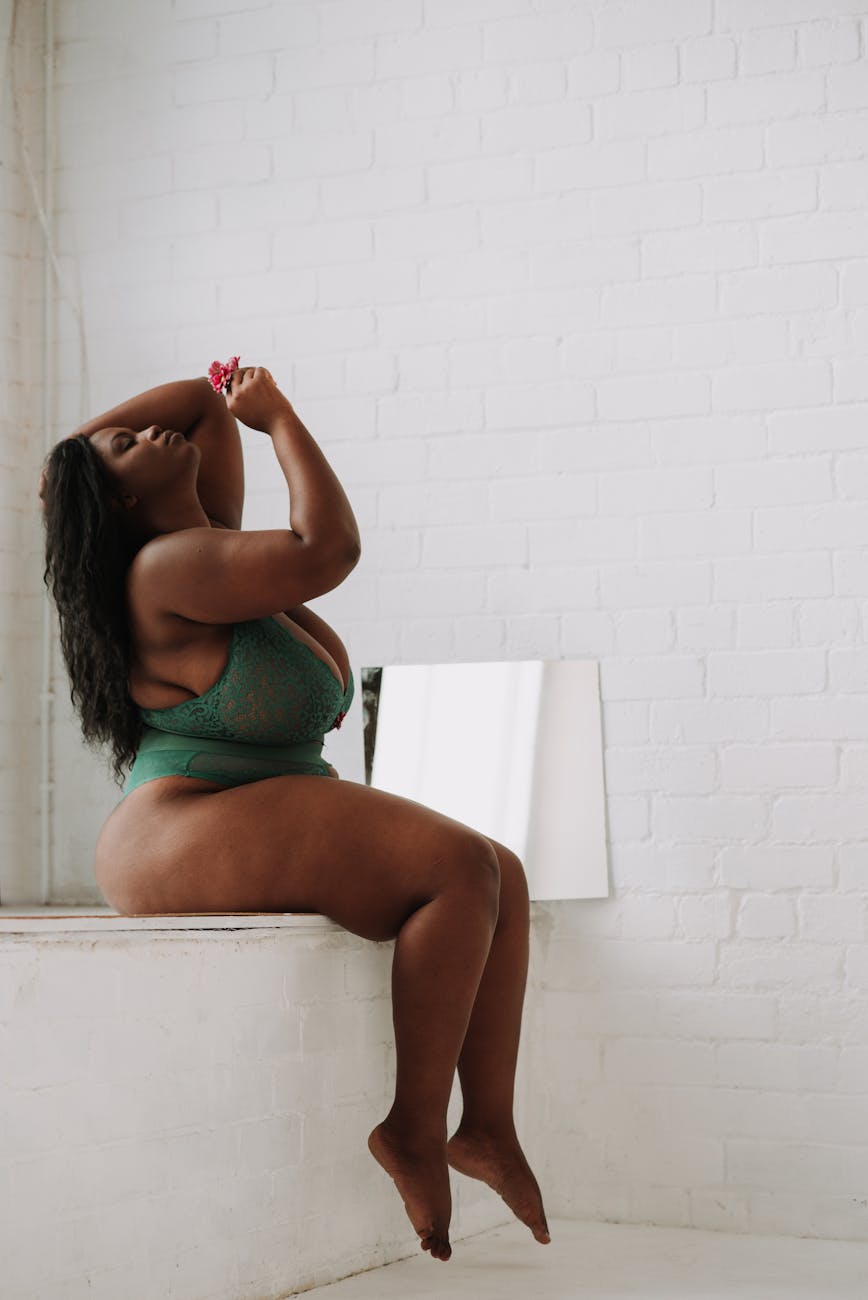 La lingerie sexy : Un allié insoupçonné pour l'estime de soi et la séduction