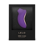 Boite du stimulateur clitoridien sans contact de la marque Lelo, violet en silicone doux et en ABS, 12 modes de stimulation ppur des orgasmes puissants - oohmygod