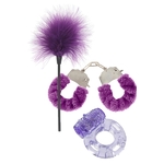 plumeau, menottes et anneau de péniscoffret sextoy Fantastic purple - oohmyogd