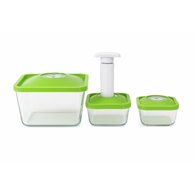 Kit de départ comprenant 3 boites sous vide en verre : 1 boite 0.5 L + 1 boite 1,5 L + 1 boite 3 L + la pompe manuelle. Couvercle blanc ou verre pomme au choix.