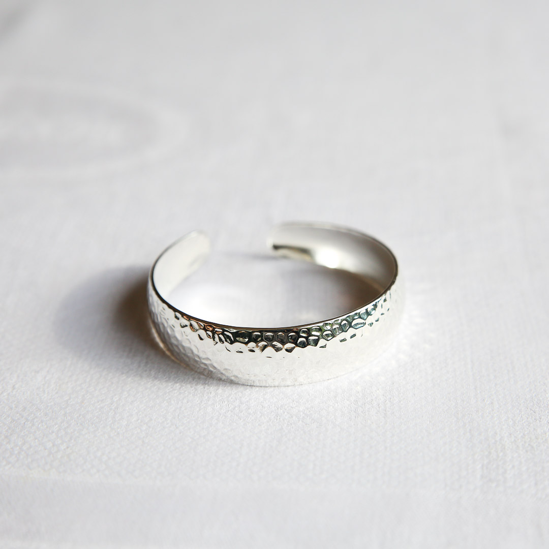Bracelet Jonc Martelé en Argent Romy