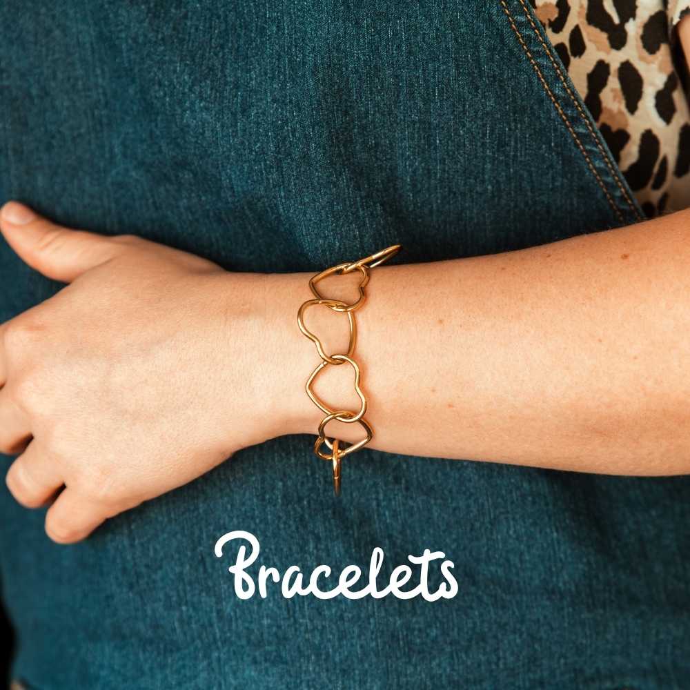 catégorie bracelets - visuel avec le bracelet Carmen en acier porté