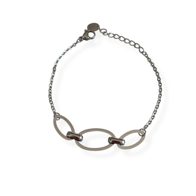bracelet maillon azalee en acier compose d une chaine et de maillons ovales a la finition polie expose fond blanc