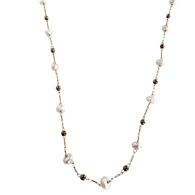 collier perle de nacre Ève doré avec petites perles naturelles sur chaine fine
