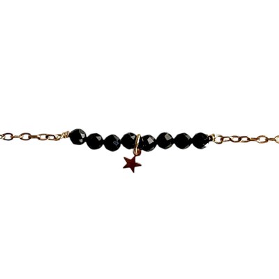 bracelet onyx noir femme Mylène en acier doré avec perles facettées et étoile