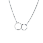 collier double anneau expose fond blanc emmy