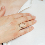 Bague Originale en argent portée Joséphine
