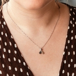 collier en y acier inoxydable coulissant et ajustable avec perle et pampilles ovales porte nola