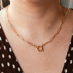 collier charms personnalisable en acier dore avec maillons ovales et anneau bouee a ressort cecilia