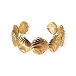 bracelet manchette coquillage Galatée en acier inoxydable doré sur fond blanc