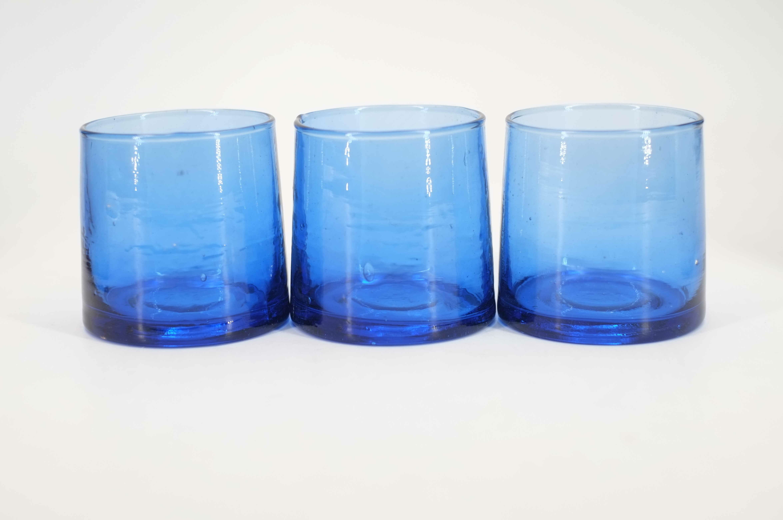 Verre bleu Beldi recyclé et soufflé à la bouche - Maroc - Lot de 6